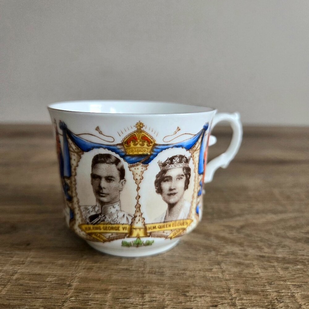 Vintage Aynsley Bone China England Cup. King George VI Queen Elizabeth 1939